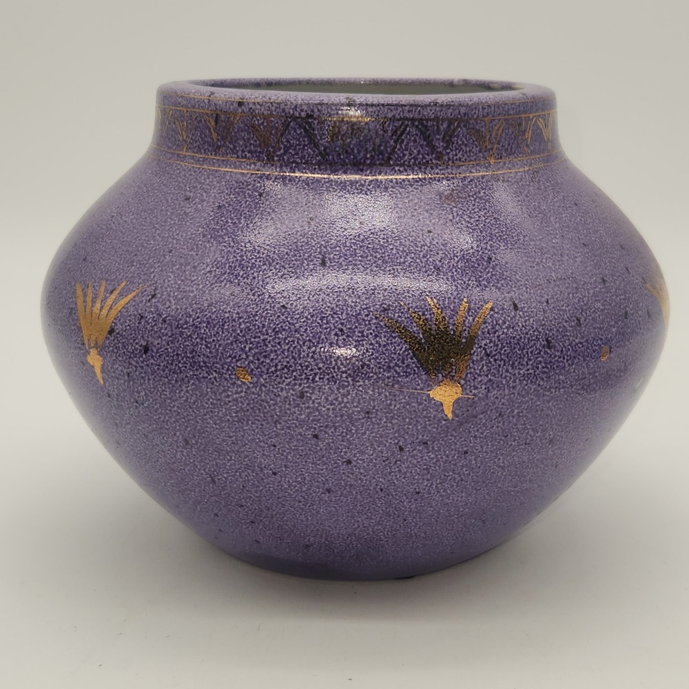 Ecco Nova Amethyst Medieval Monarch Speckled Ceramic Vase/Planter Gilt Design - Picture 6 of 8